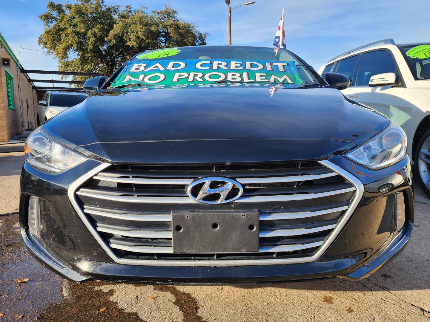 2018 BLACK Hyundai Elantra (5NPD84LF0JH) , AUTO transmission, located at 2660 S.Garland Avenue, Garland, TX, 75041, (469) 298-3118, 32.885551, -96.655602 - Photo#8